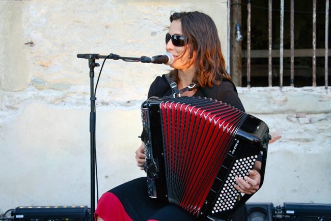 2012-Blog-Yoanna-Balance-44